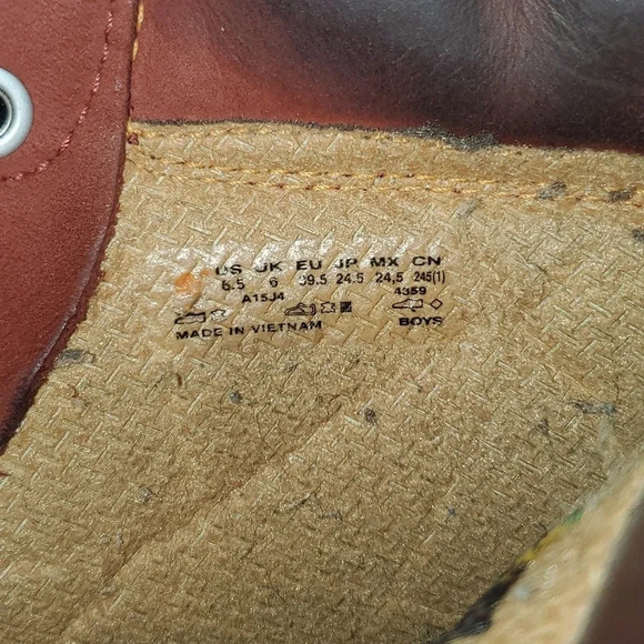 Rust/ Burgundy Timberland Boots Men's 6.5/Women's 9 - Picture 11 of 13